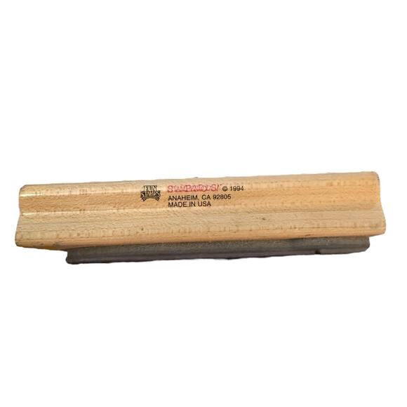 Stampendous Vintage 1994 Quaint Window P006 Large Rubber Stamp - Picture 3 of 3